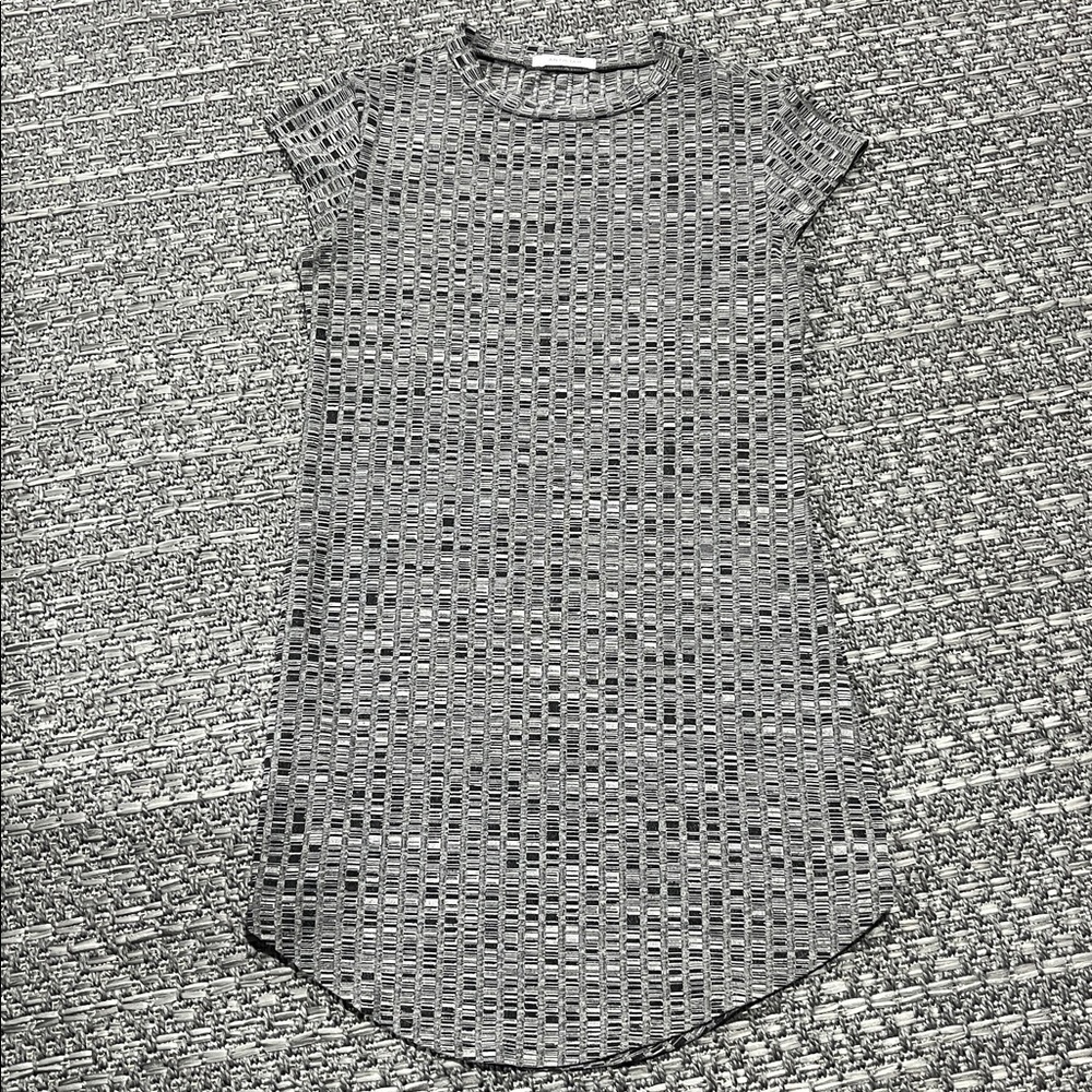 Antistar | Black & Grey Cap Sleeve Tunic
